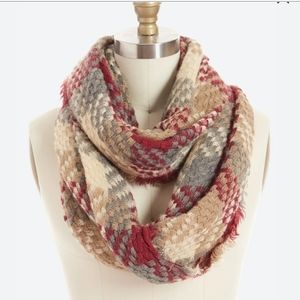 Stitch Fix - Look By M - Cliff Checkered Infinity Scarf